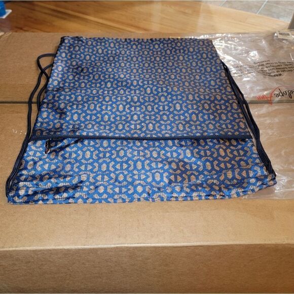 New Penelope Ann Pull Me Tight Backpack Cinch Bag Blues Brothers HTF - Picture 5 of 11